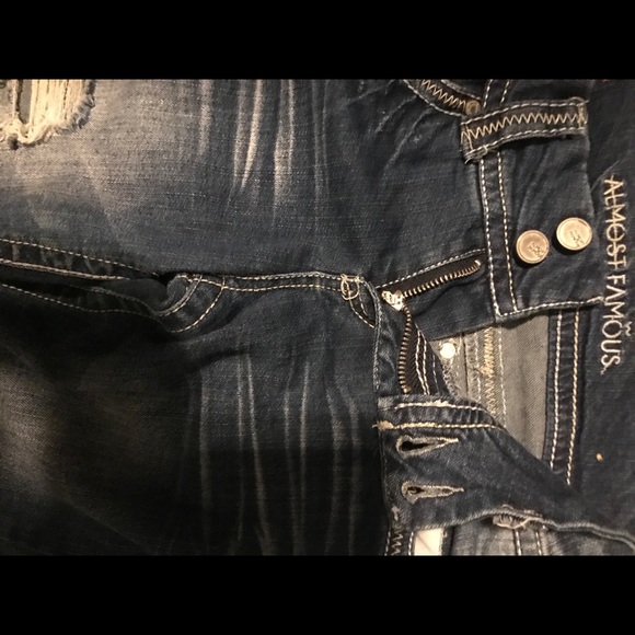 Almost Famous Jeans - Picture 6 of 7